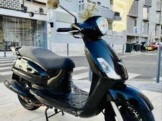 linda scooter sym fiddle 2 125s 2012 com 27mil kms reais! campo de ourique