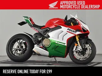 ducati panigale v4s 1103 super sports petrol manual euro 5 (216 ps) 1103 cc
