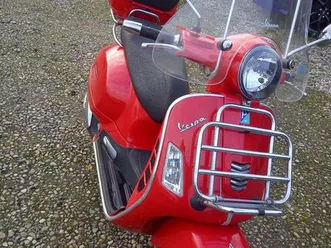 vespa gts super 125