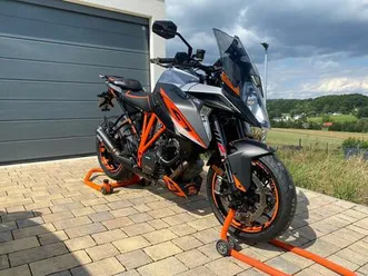 ktm1290 super duke gt große ausstattung service + reifen, tüv neu