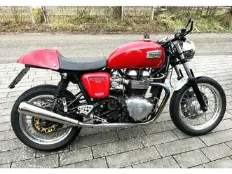 triumph thruxton