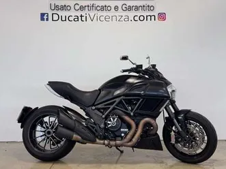 ducati diavel 1200 carbon nero