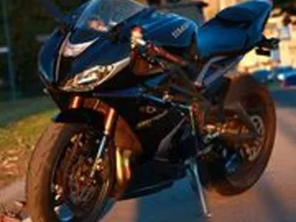 triumph daytona 675 meglio della r