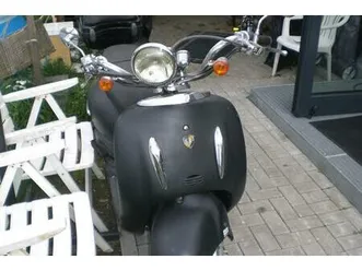 verkaufe einen retro roller