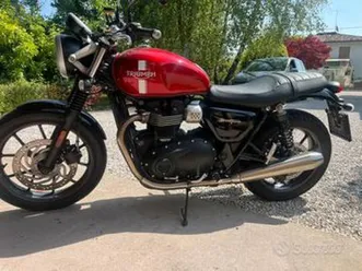 triumph street twin 900