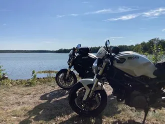 ducati monster 696 abs