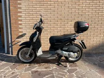aprilia scarabeo 125 - 2011