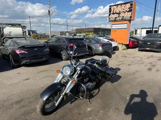 2006 suzuki boulevard c50t, great shape, many options, runs grea