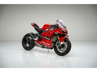 2024 ducati panigale v4 s pecco moto gp