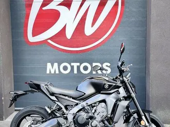 ② yamaha mt-09 y-amt tech black @ bw motors malines
