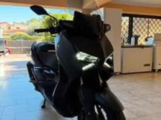 xmax 125 cc praticamente nuovo