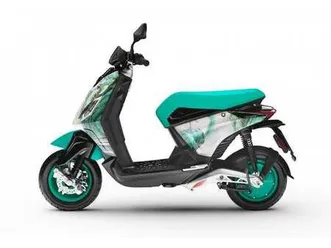 piaggio 1 active feng chen wang