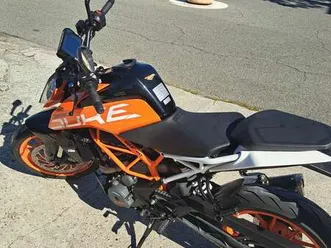 ktm 390 duke arancione