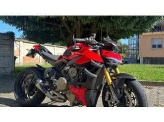 streetfighter v4 1100 s (2021 - 22)