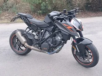 ktm super duke r