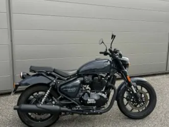 royal enfield classic 650 2024 650 cm3 | moto roadster | 1 300 km | argent | 38180 seyssins