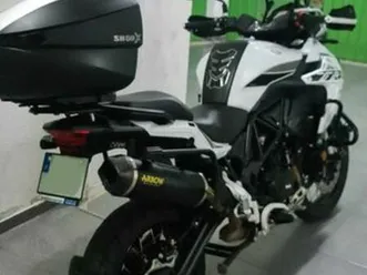 benelli trk 502x (única) rio de mouro