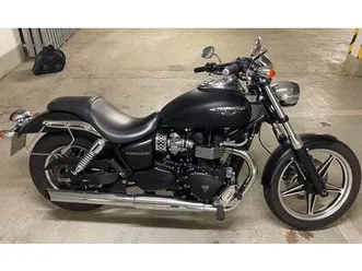 triumph speedmaster 900 chopper/cruiser