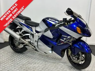 suzuki gsx1300r hayabusa very low mileage - hpi clear - fully standard trim comes with new mot and warranty 1299 cc