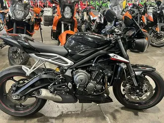 2018 triumph street triple rs phantom black