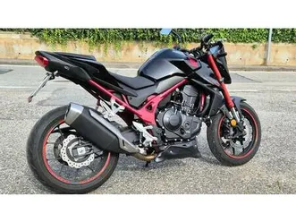 vendo honda cb 750 hornet (2023 - 24) usata a rivoli (codice 9847604) - moto.it