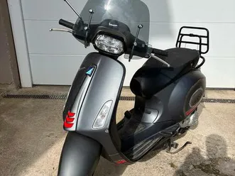 vespa sprint 50