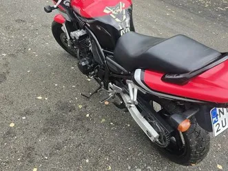 motocykl yamaha fzs 600 krzewsk