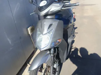 kymco 125. pagamento con paypal, satispay,