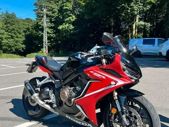 honda cbr 650r (2022)