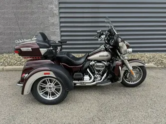 2018 harley-davidson® tri glide® ultra flhtcutg