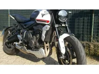 vendo triumph trident 660 (2021 - 24) usata a somma lombardo (codice 9848074) - moto.it