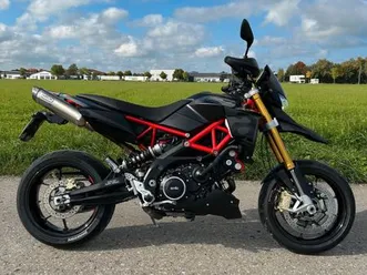 aprilia dorsoduro 900