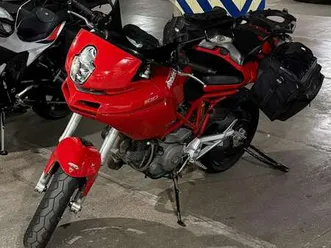 ducati multistrada 1100 rosso