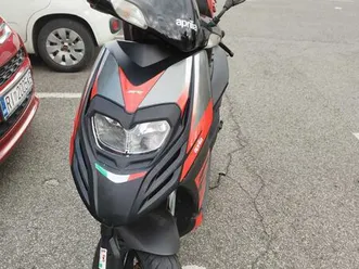 aprilia sr motard 49 cm3, 2019 god.