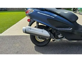 2022 suzuki burgman 200