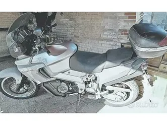 aprilia caponord 2001