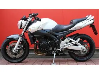 suzuki gsr 600 abs top