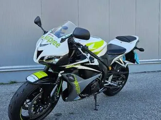 600rr-hannspree-ten-kate-limited-edition