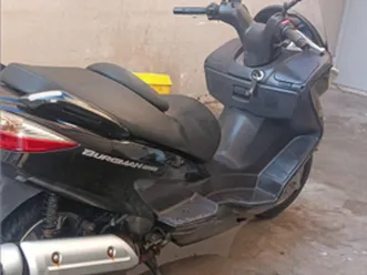 suzuki burgman 200