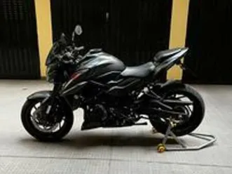 suzuki gsx s 750