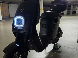 e-roller 2-sitzer | 25 km/h | bis 60 km | bluetooth canton zurich -