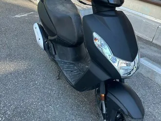 scooter street zone kisbee 2 temps ct vierge