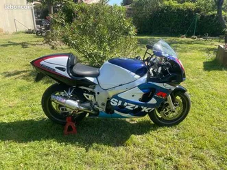 gsxr 600 srad