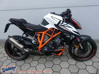 ktm 1290 super duke r mit akra + track pack + qs