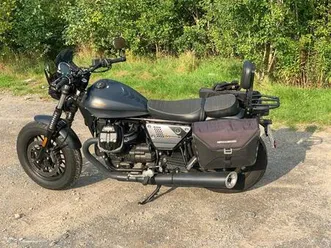 ② moto guzzi v9 bobber