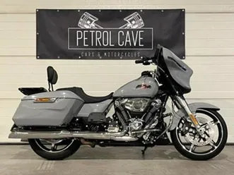 ② harley davidson street glide 117