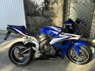 honda - cbr 600 rr