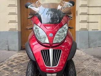 piaggio mp3 400 lt