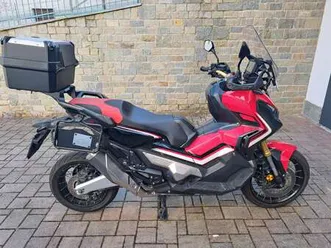 honda x-adv rosso