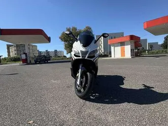 aprilia srv 850